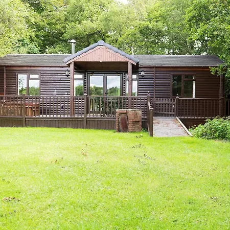 Egret With Hot-tub * Carlisle (Cumbria)